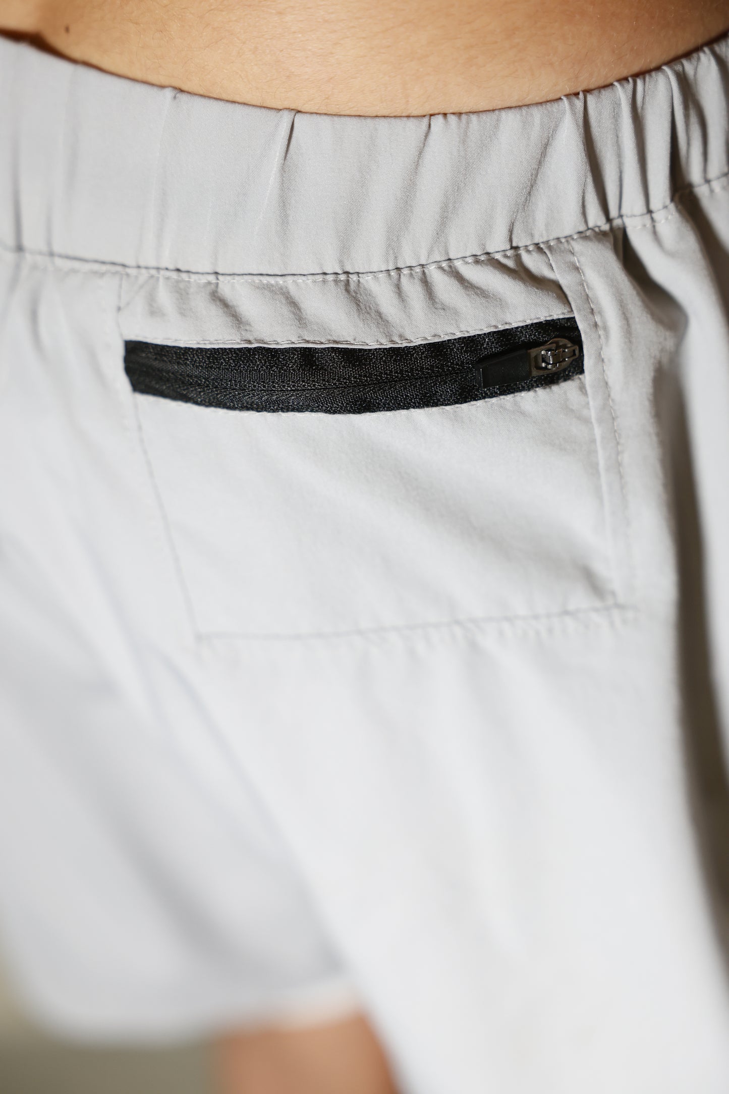 Compression Short - Ivory Grey